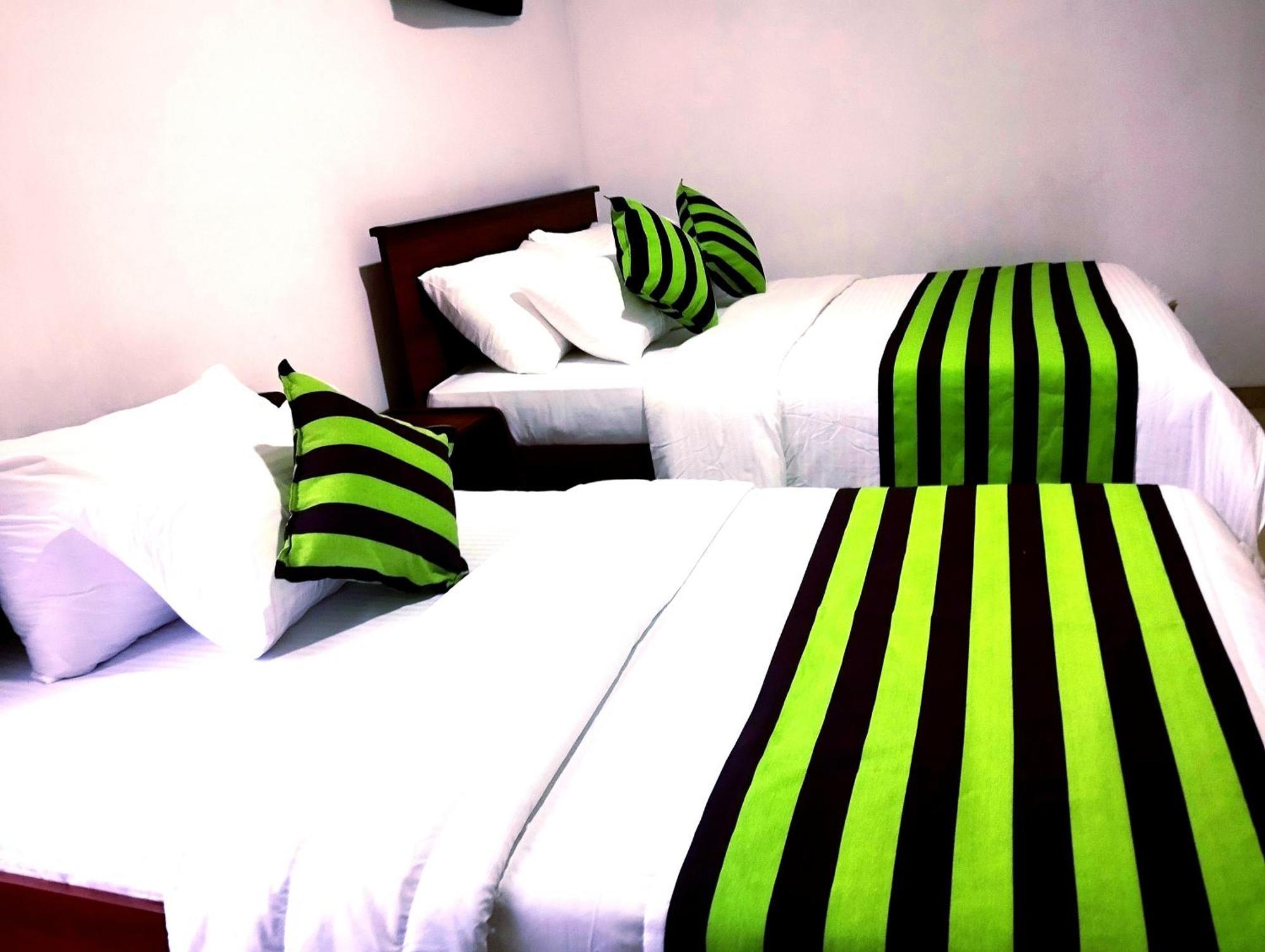 Ella Hotel Upper Hill Exterior foto